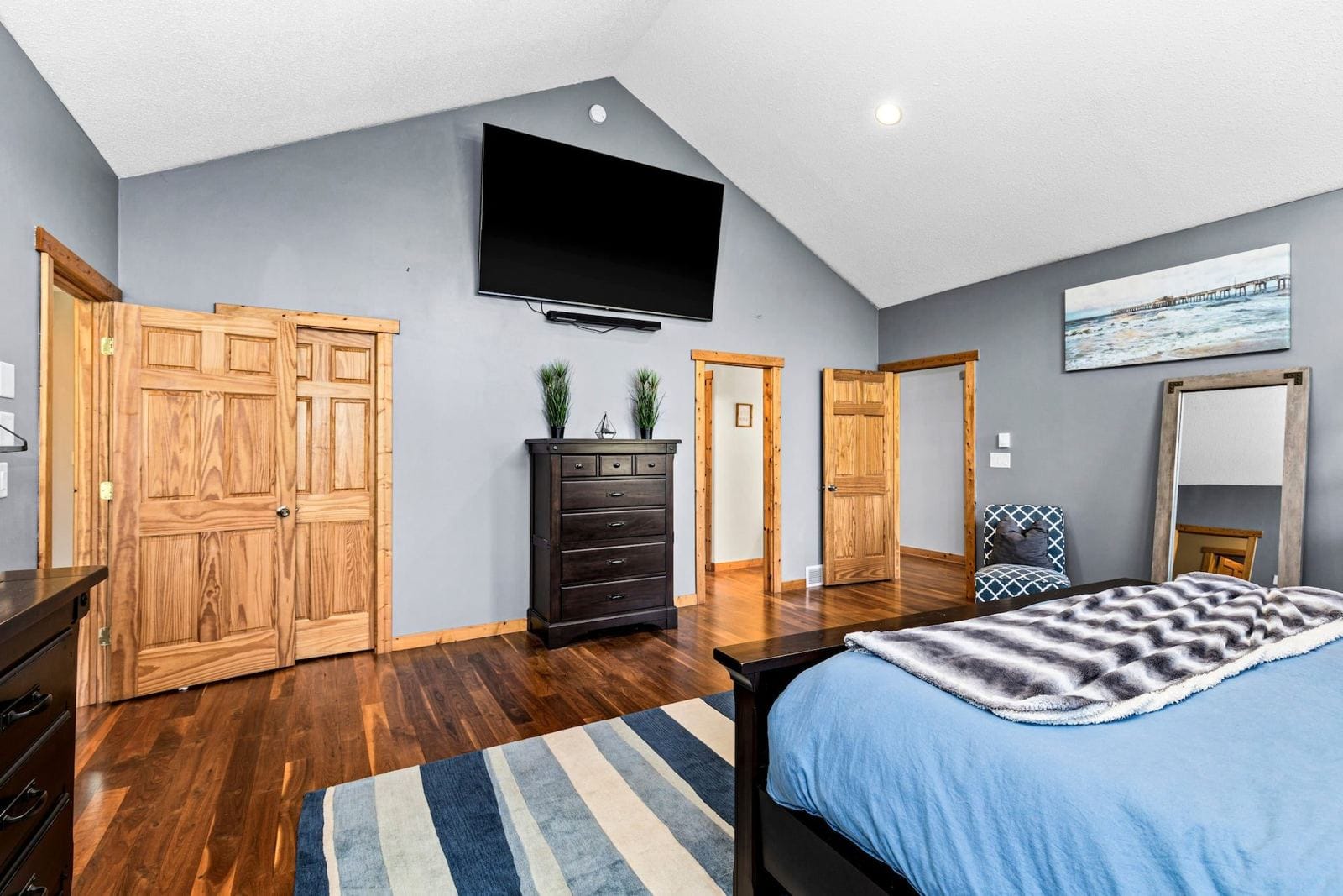 Five bedrooms, ten beds
